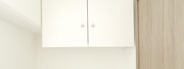 オールフリーBOXは1㎜単位で寸法指定が可能です。プラスチックダボで組み立て簡単。
    <br />使用商品：141BXH2N